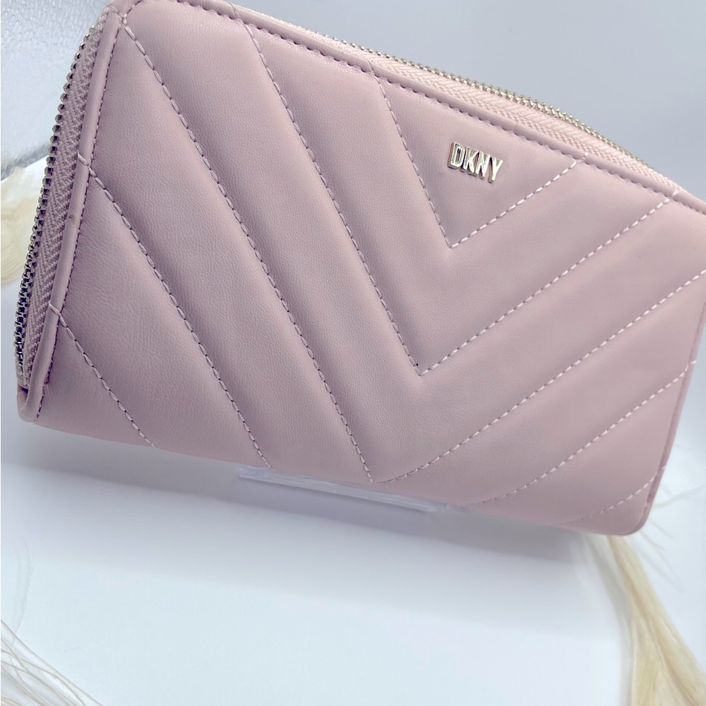 DKNY Cashmere Pink Quilted Chevron Large Zip Around Wallet